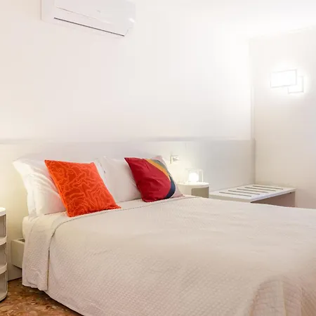 Ca Del Bezzo - Comfort & View By Sarlux Διαμέρισμα Βενετία