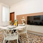 Ca Del Bezzo - Comfort & View By Sarlux Apartment
